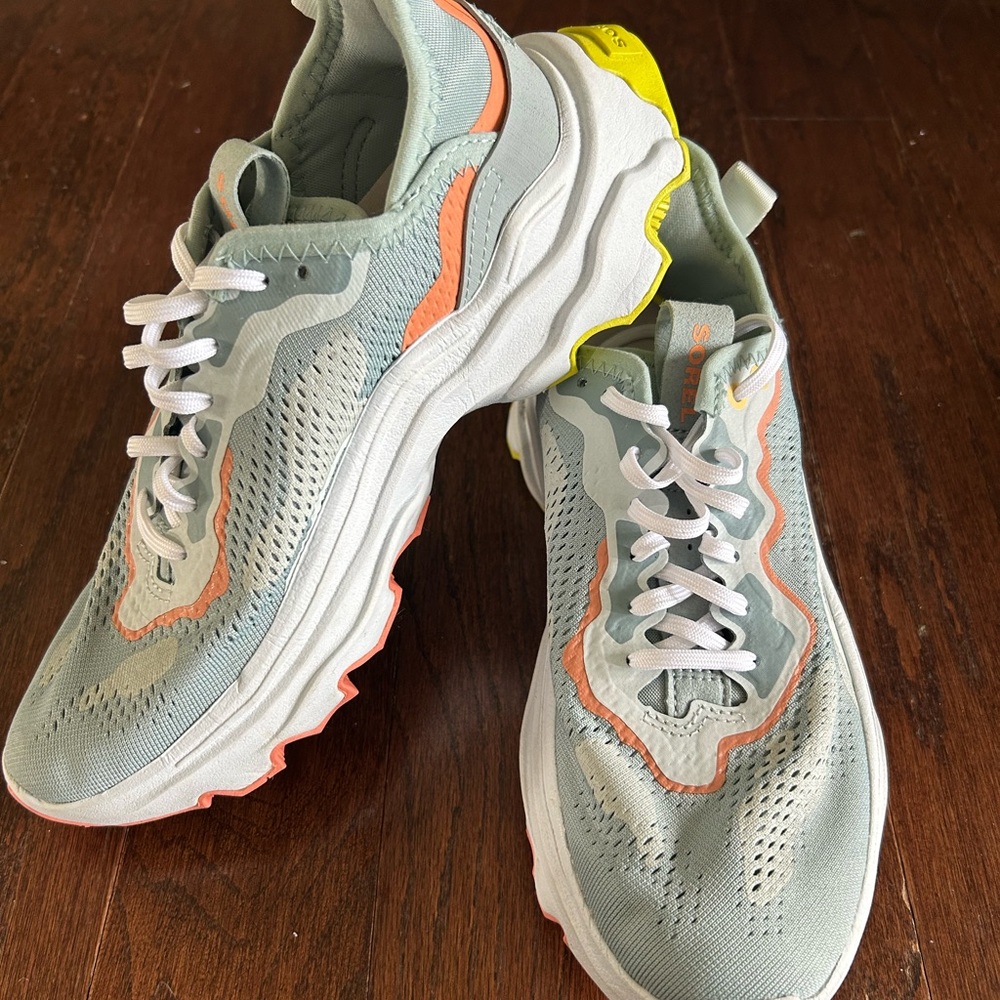 Sorel Gray and Orange Chunky Sneakers